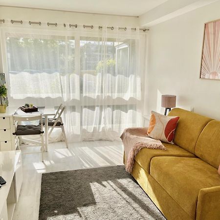 Hanahome 2 Adultes Parking Prive Business & Tourisme Le Chesnay  Exterior photo